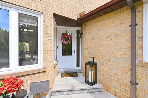 1156 Potters Wheel Crescent Oakville ON L6M 1J2