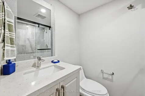 1156 Potters Wheel Crescent Oakville ON L6M 1J2