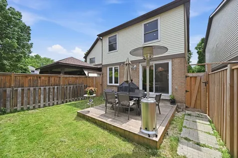 1156 Potters Wheel Crescent Oakville ON L6M 1J2