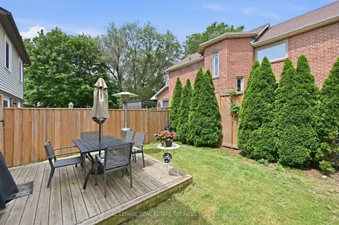 1156 Potters Wheel Crescent Oakville ON L6M 1J2