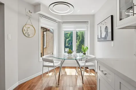 1156 Potters Wheel Crescent Oakville ON L6M 1J2