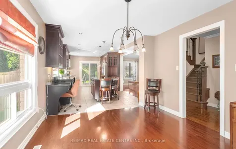6522 Edenwood Drive Mississauga ON L5N 3L6