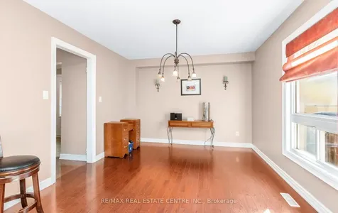 6522 Edenwood Drive Mississauga ON L5N 3L6