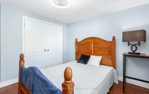 6522 Edenwood Drive Mississauga ON L5N 3L6