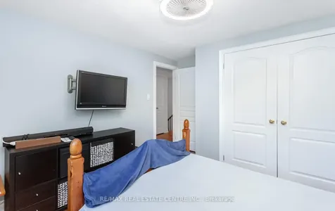 6522 Edenwood Drive Mississauga ON L5N 3L6
