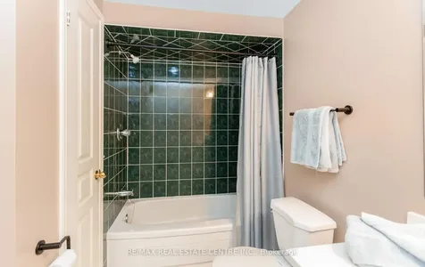 6522 Edenwood Drive Mississauga ON L5N 3L6
