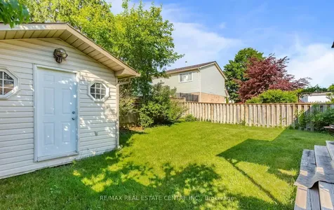 6522 Edenwood Drive Mississauga ON L5N 3L6