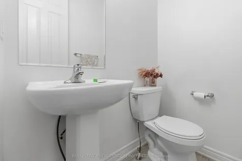 3875 Tufgar Crescent Burlington ON L7M 1N7