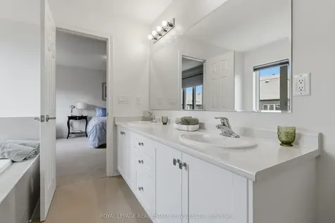 3875 Tufgar Crescent Burlington ON L7M 1N7