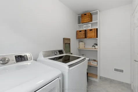 3875 Tufgar Crescent Burlington ON L7M 1N7