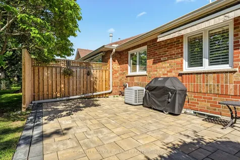 2140 Turnberry Road Burlington ON L7M 4L8