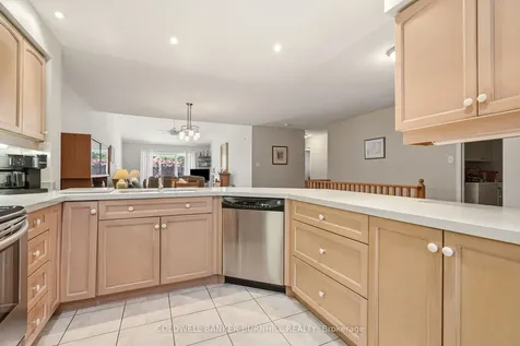 2140 Turnberry Road Burlington ON L7M 4L8
