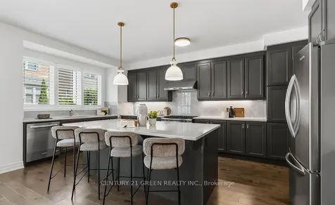 140 Magnolia Crescent Oakville ON L6M 4M1