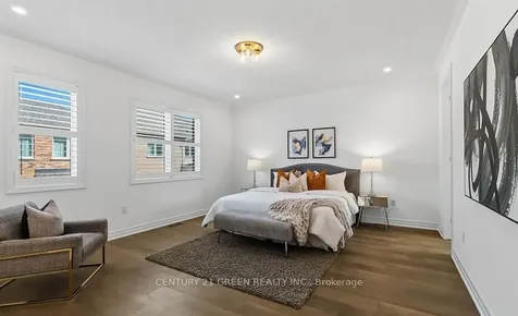140 Magnolia Crescent Oakville ON L6M 4M1