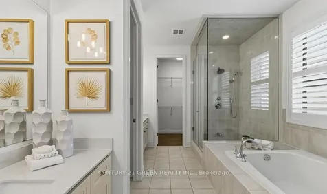 140 Magnolia Crescent Oakville ON L6M 4M1