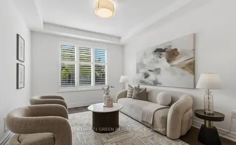 140 Magnolia Crescent Oakville ON L6M 4M1