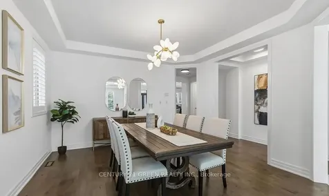 140 Magnolia Crescent Oakville ON L6M 4M1