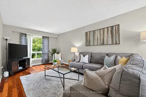 900 Dundas Street W Mississauga ON L5C 3B3