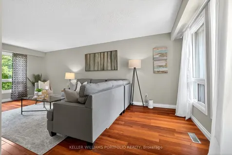 900 Dundas Street W Mississauga ON L5C 3B3