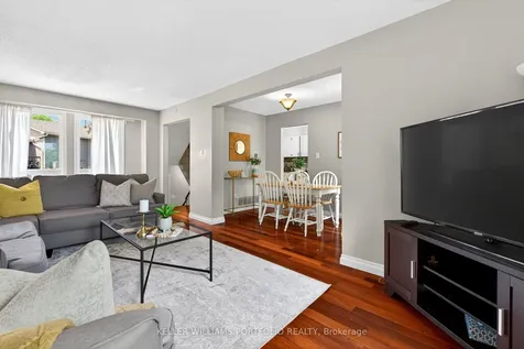 900 Dundas Street W Mississauga ON L5C 3B3