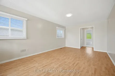 1938 Kempton Park Drive Mississauga ON L5M 2Z6