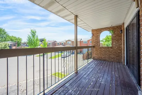 14 Albemarle Court Brampton ON L6Z 1R4
