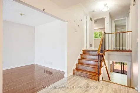 14 Albemarle Court Brampton ON L6Z 1R4