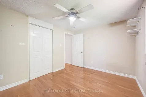 14 Albemarle Court Brampton ON L6Z 1R4