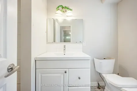 14 Albemarle Court Brampton ON L6Z 1R4