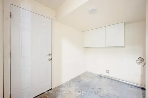14 Albemarle Court Brampton ON L6Z 1R4