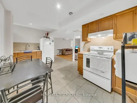 13 Mistycreek Crescent Brampton ON L7A 3E8
