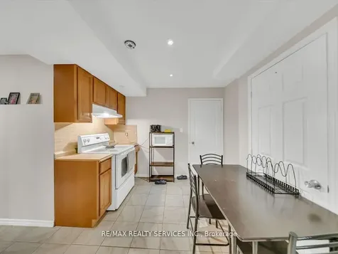 13 Mistycreek Crescent Brampton ON L7A 3E8