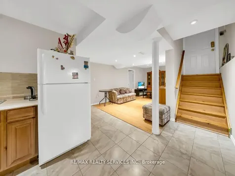 13 Mistycreek Crescent Brampton ON L7A 3E8