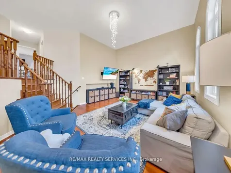 13 Mistycreek Crescent Brampton ON L7A 3E8