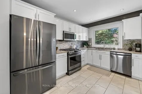 4263 Longmoor Drive Burlington ON L7L 5A2