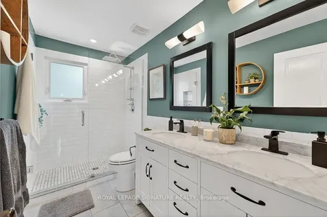 4263 Longmoor Drive Burlington ON L7L 5A2