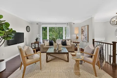4263 Longmoor Drive Burlington ON L7L 5A2