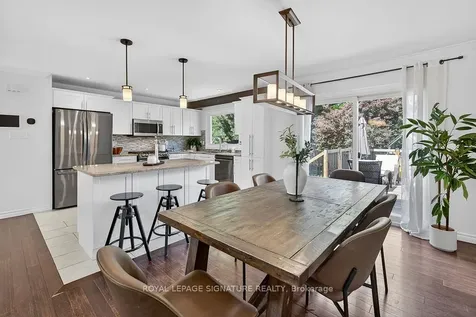 4263 Longmoor Drive Burlington ON L7L 5A2