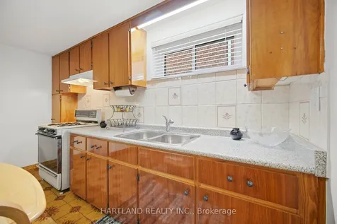 12 Picaro Drive Toronto ON M3N 2B5
