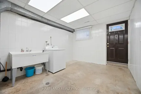 12 Picaro Drive Toronto ON M3N 2B5