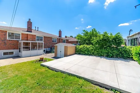 12 Picaro Drive Toronto ON M3N 2B5