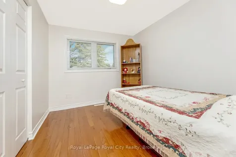 89 Joycelyn Crescent Halton Hills ON L7G 2S6
