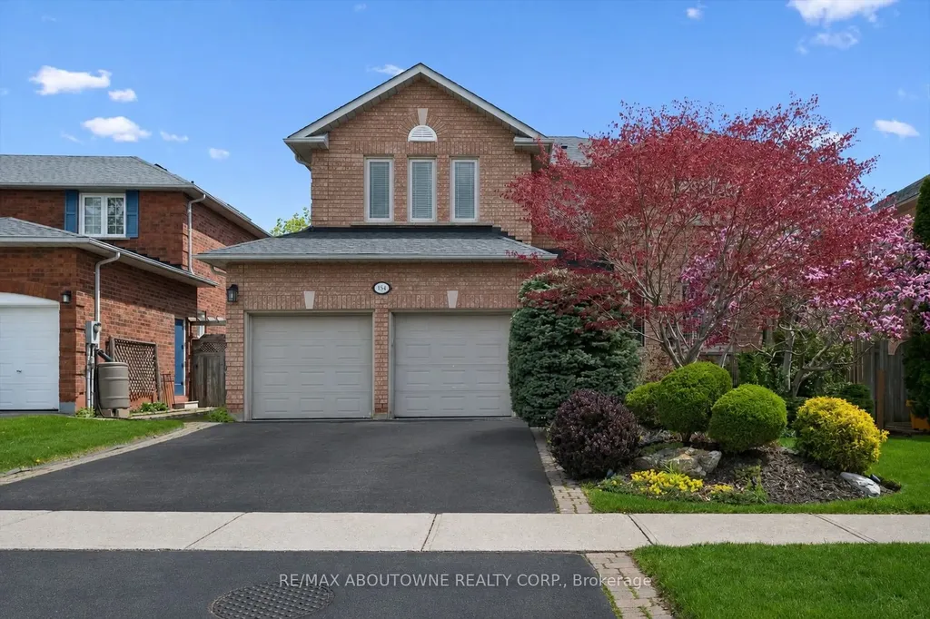 154 Howell Road Oakville ON L6H 5Z2
