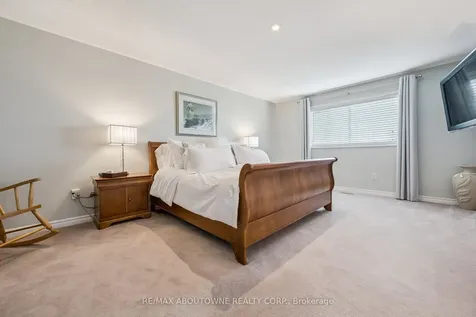 154 Howell Road Oakville ON L6H 5Z2