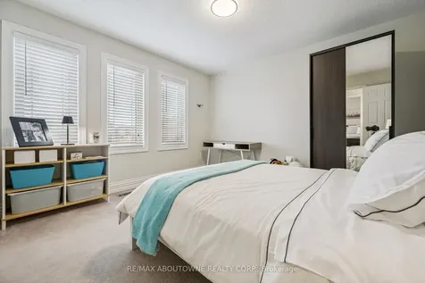 154 Howell Road Oakville ON L6H 5Z2