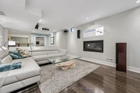 154 Howell Road Oakville ON L6H 5Z2