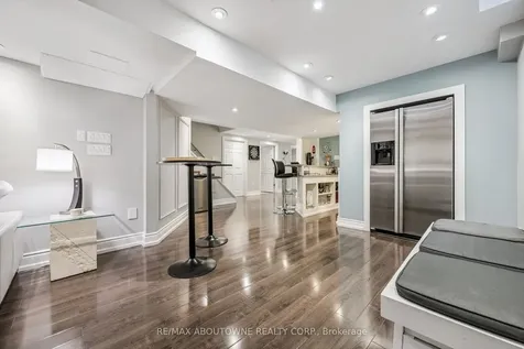 154 Howell Road Oakville ON L6H 5Z2