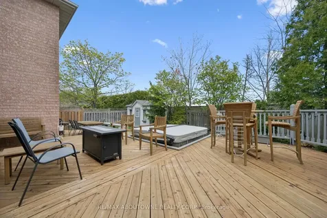 154 Howell Road Oakville ON L6H 5Z2
