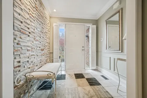 154 Howell Road Oakville ON L6H 5Z2