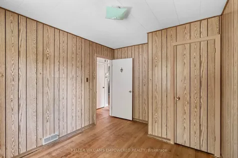 88 Edgecroft Road Toronto ON M8Z 2C3